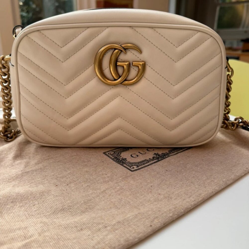Gucci GG Marmont Small Shoulder Bag - Picture 1 of 10